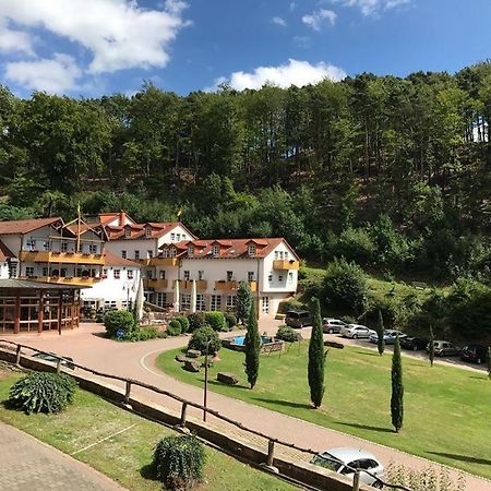 Schlosshotel Landstuhl Ngoại thất bức ảnh