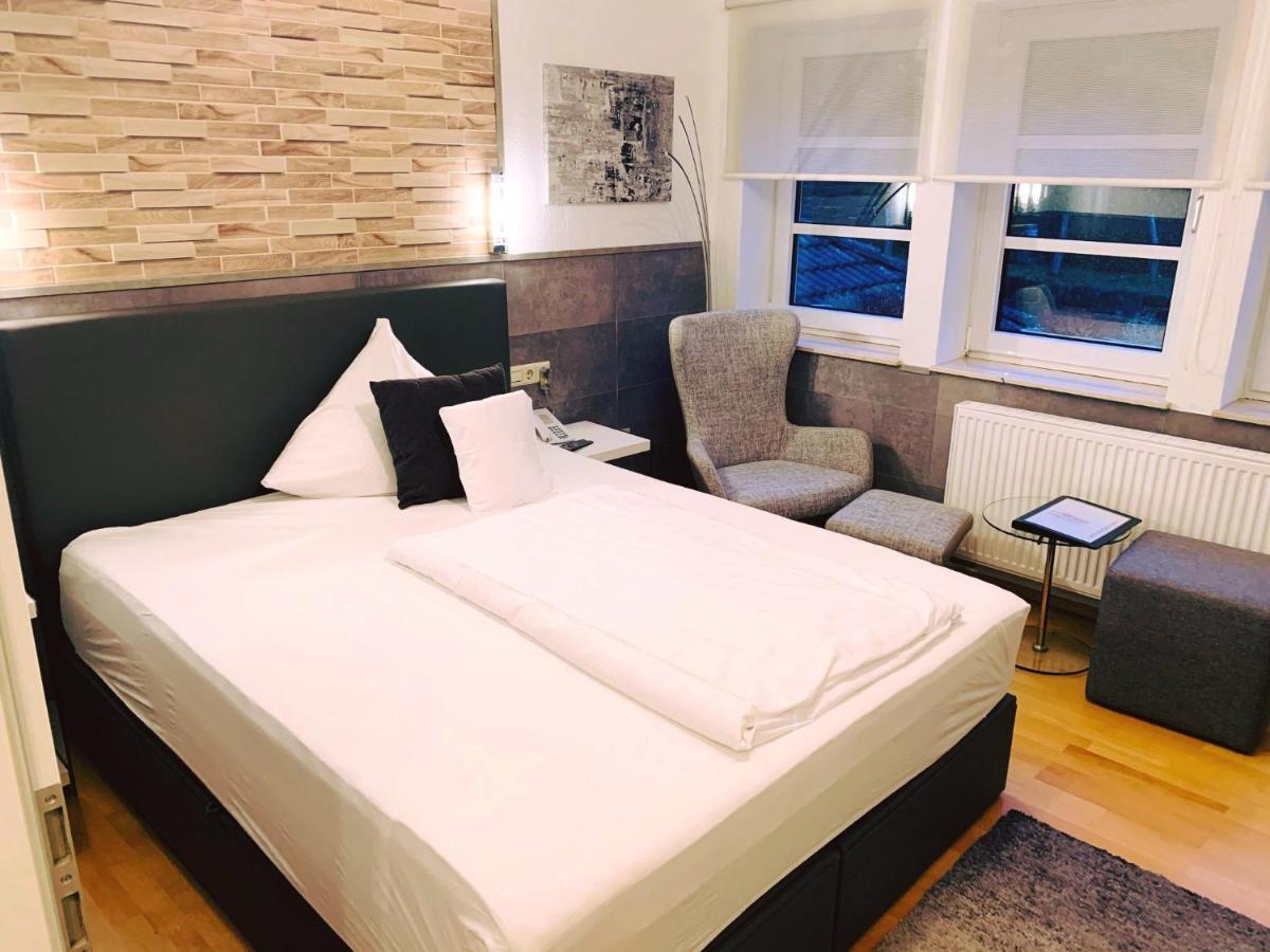 Schlosshotel Landstuhl Ngoại thất bức ảnh